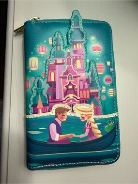 Disney Loungefly Rapunzel Flynn Rider Lanterns Tangled Wallet NEW